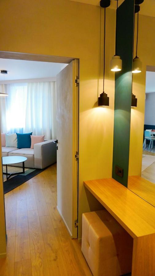 Апартамент Жасмин С Частен Гараж - Jasmin Apartment With Private Garage Varna Esterno foto