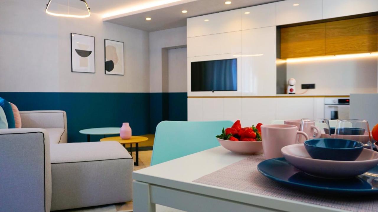 Апартамент Жасмин С Частен Гараж - Jasmin Apartment With Private Garage Varna Esterno foto