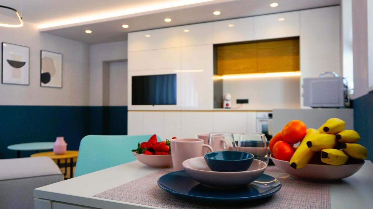 Апартамент Жасмин С Частен Гараж - Jasmin Apartment With Private Garage Varna Esterno foto