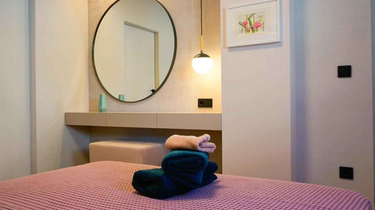 Апартамент Жасмин С Частен Гараж - Jasmin Apartment With Private Garage Varna Esterno foto