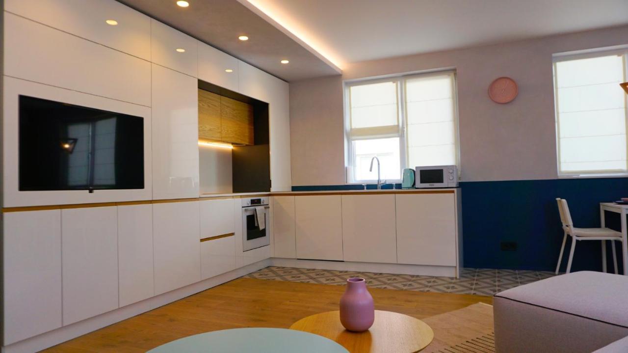 Апартамент Жасмин С Частен Гараж - Jasmin Apartment With Private Garage Varna Esterno foto