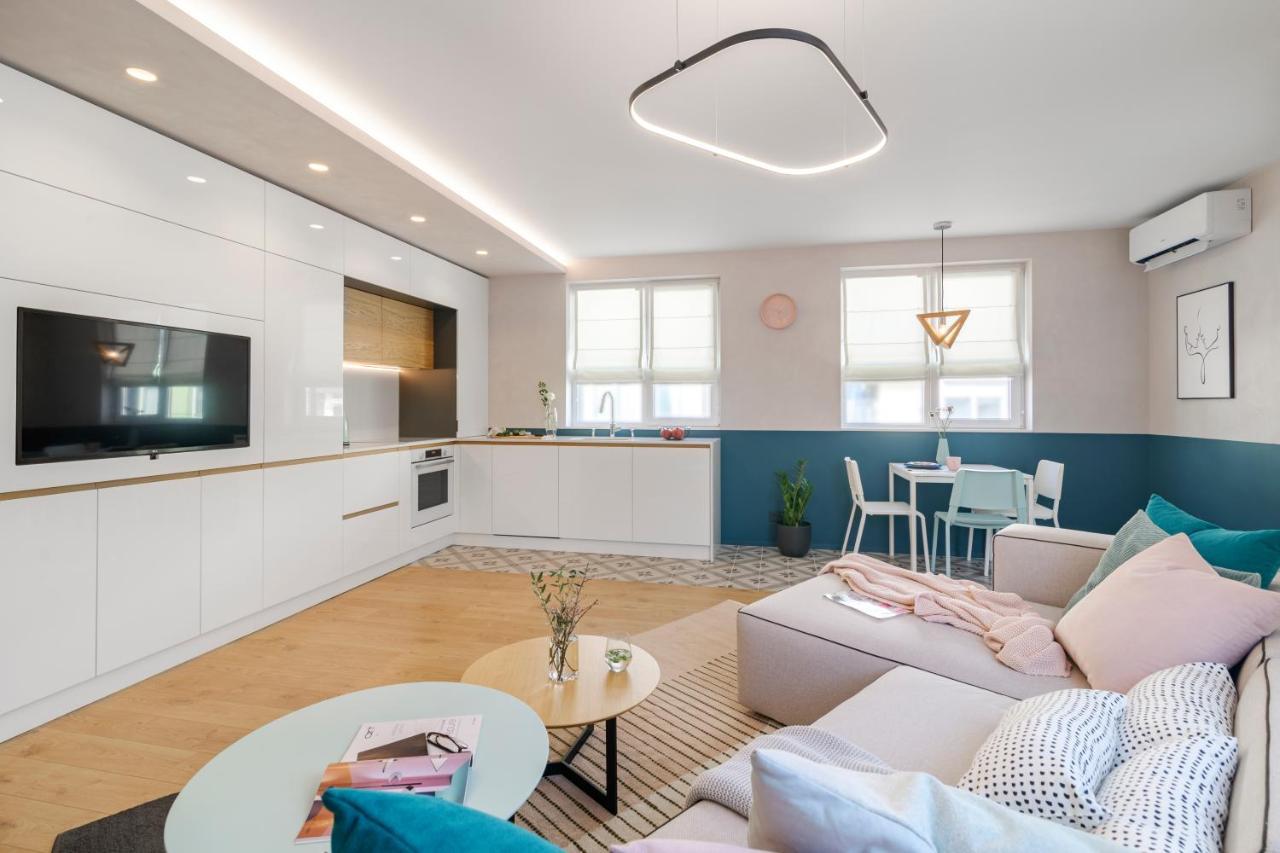 Апартамент Жасмин С Частен Гараж - Jasmin Apartment With Private Garage Varna Esterno foto