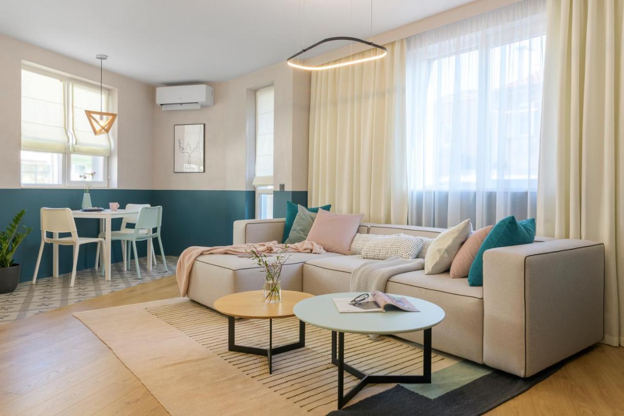 Апартамент Жасмин С Частен Гараж - Jasmin Apartment With Private Garage Varna Esterno foto